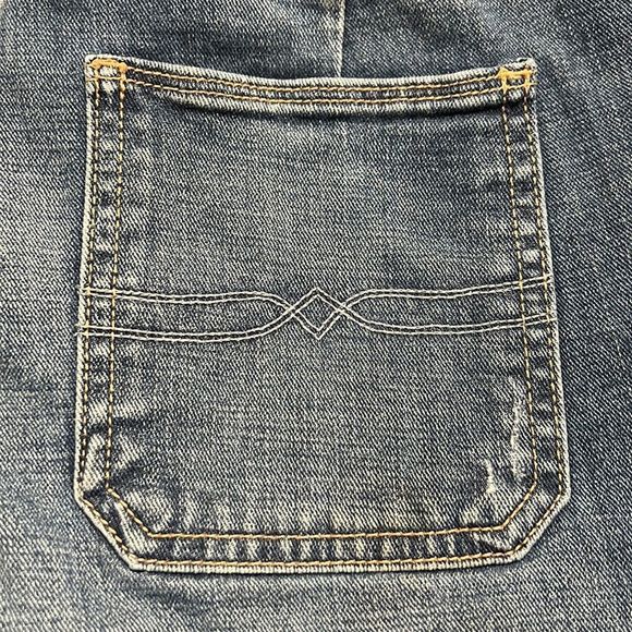 Lucky Brand Denim Patch Pocket Short Sz 8/29 Inseam 2.5" EUC - Picture 6 of 14